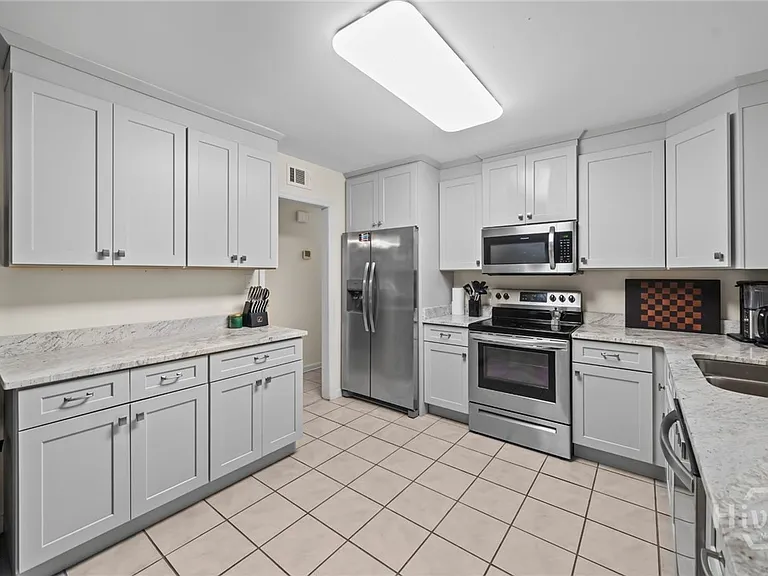 527 Red Oak Dr — Photo 27
