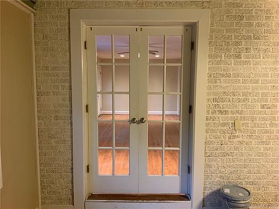 4th image of 5038 Lochlain Dr