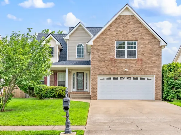 1413 Bruceton Dr, Clarksville, TN 37042