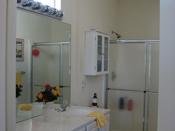 Master Bathroom/lg closet   