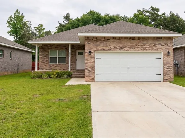 3044 N 7th Ave, Milton, FL 32583