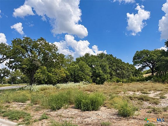 2nd image of 209 Lorhan Fls