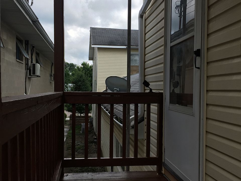 Entry landing