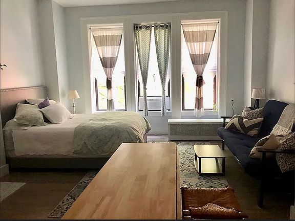 3rd image of 310 W 82nd St APT 5