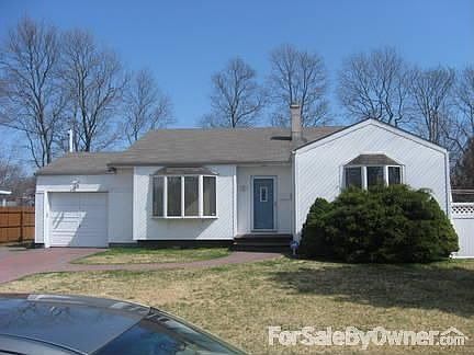 1st image of 51 Boulevard Ave