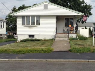 93 Graves Rd, Revere, MA 02151