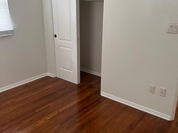 2nd image of 626 E Indiana Ave