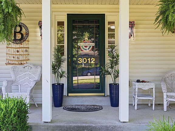 4th image of 3012 Neal Dr