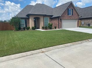 151 Highland Oaks Ave, Gray, LA 70359