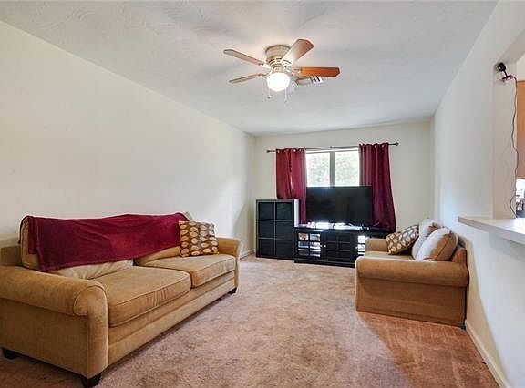4th image of 107 Northwood Dr #61