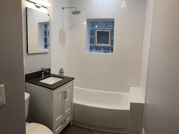 2nd image of 5435 N Ashland Ave #2