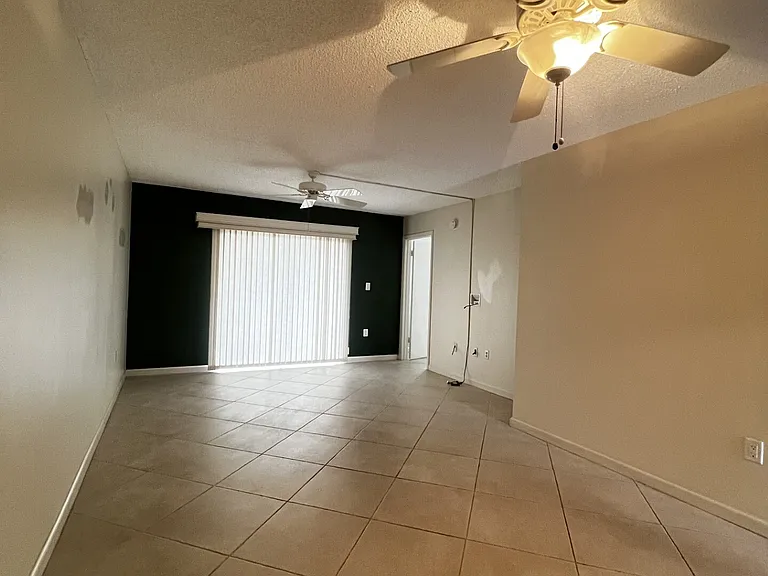 9301 Central Park Dr #102 — Photo 10