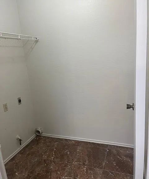 16124 Fitchburg Cir — Photo 17