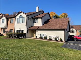 7250 Village Dr, Mentor, OH 44060
