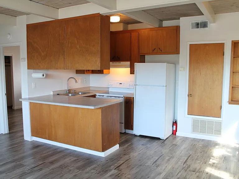 272 Sea Ridge Rd #D — Photo 4