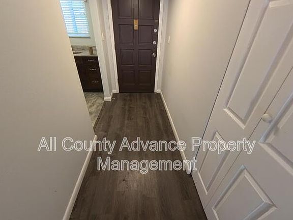 5th image of 1243 S Ml King Ave Unit B304
