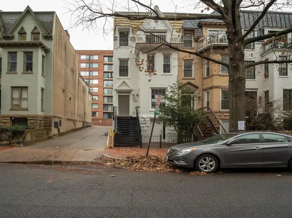 1132 25th St NW APT B, Washington, DC 20037