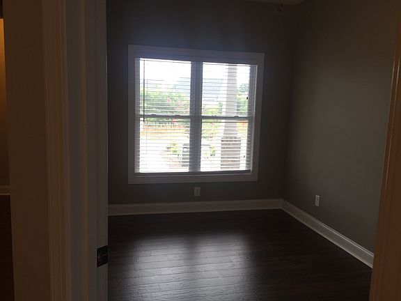 4th image of 237 Capstone Dr