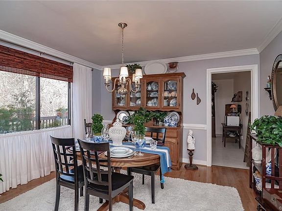 3rd image of 6120 Hingham Dr