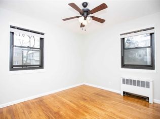 245-77 62nd Ave, Little Neck, NY 11362