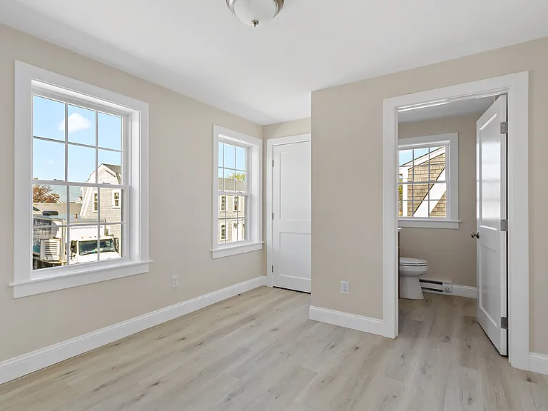 209 Main St #B — Photo 7