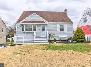33 Norman St, Aston, PA 19014