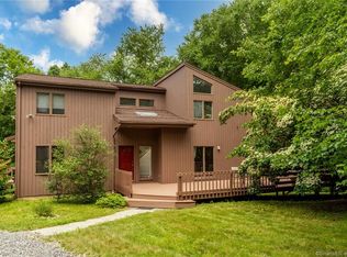 129 Picketts Ridge Rd, Redding, CT 06896