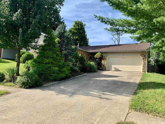 2nd image of 1701 E Thornton Dr