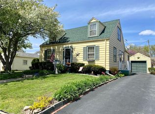 126 E Kellar Ln, Decatur, IL 62526