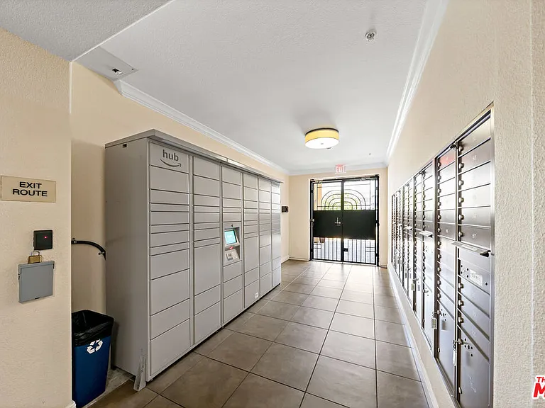360 Avenue 26 #107 — Photo 48