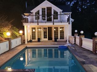 10395 SW Mount Adams Dr, Beaverton, OR 97007