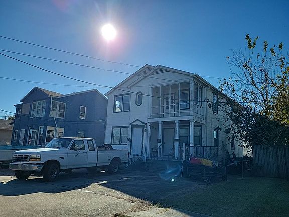2nd image of 3332-3334 Marigny St