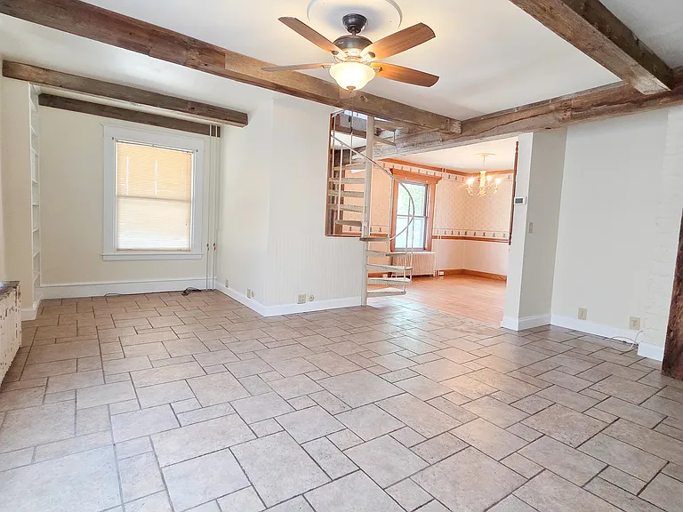 179 N Main St #1 — Photo 3