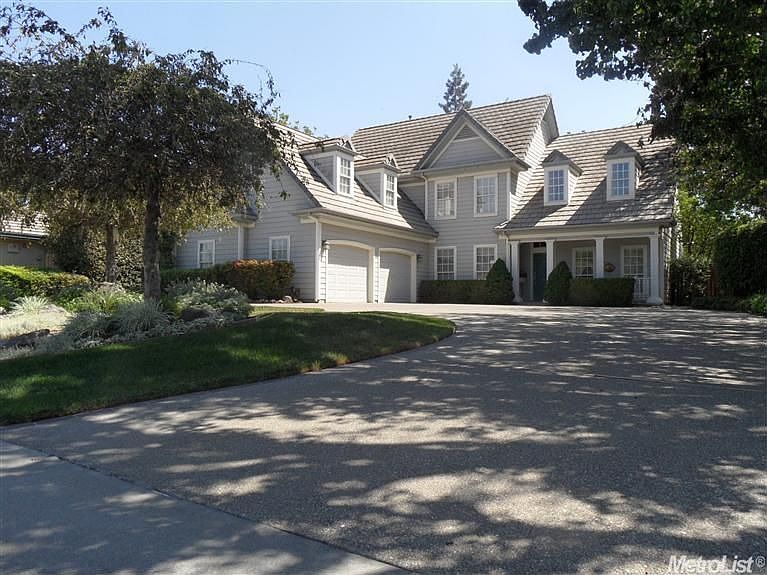 1st image of 945 Fairview Dr