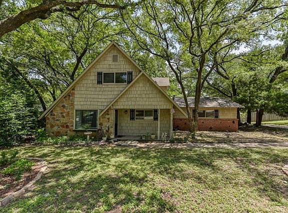 2nd image of 625 Ponderosa Dr