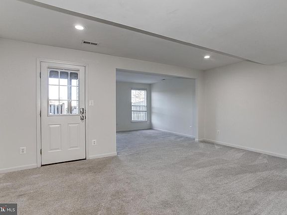 4th image of 8091 Horseshoe Cottage Cir