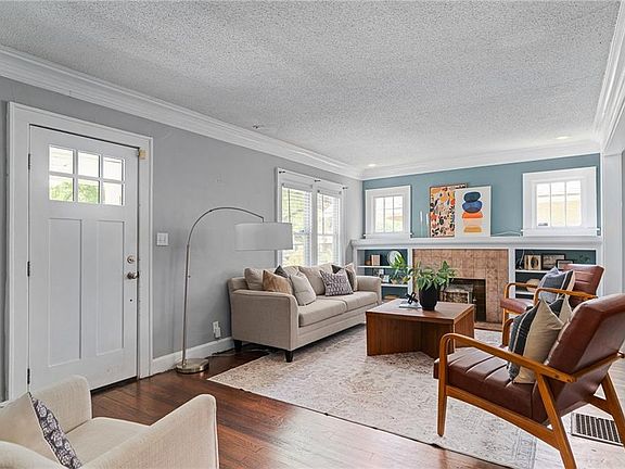 4th image of 5016 Lydia Ave