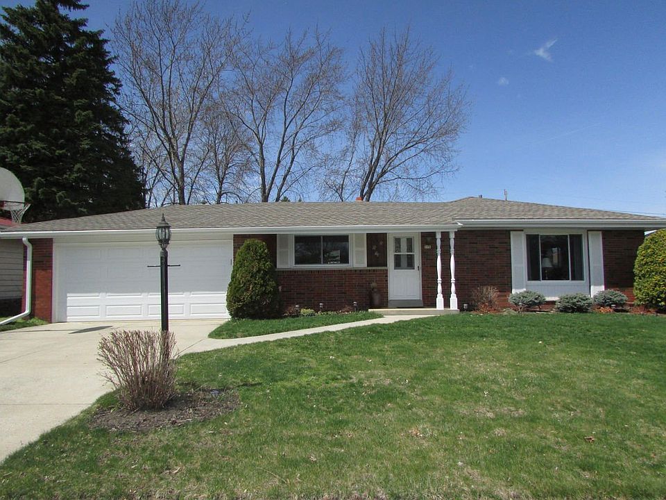 1st image of 550 E Bonita Dr