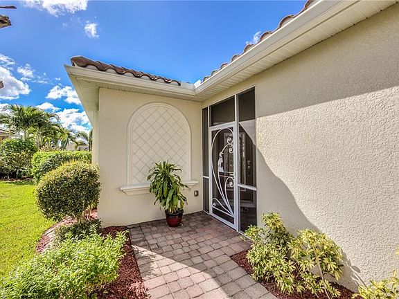 3rd image of 14692 Cranberry Ct