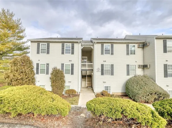 27 Lexington Hill #7, Harriman, NY 10926