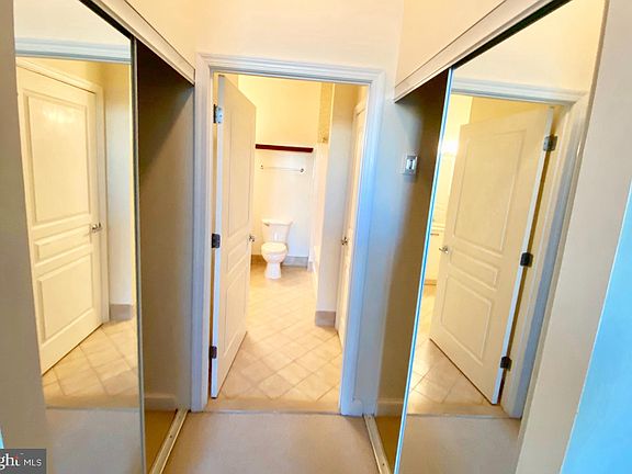 5th image of 2451 Midtown Ave #101