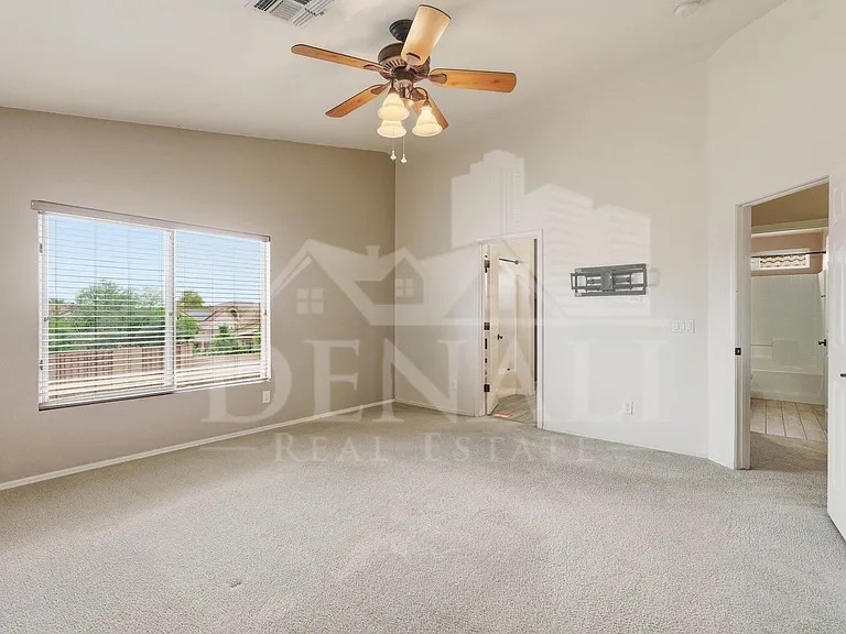 11319 W Madisen Ellise Dr — Photo 12