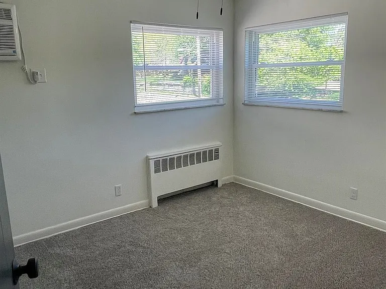 5017 Madison Road — Photo 3