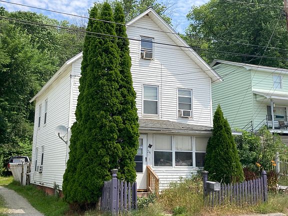 3rd image of 24 Dundee Ave