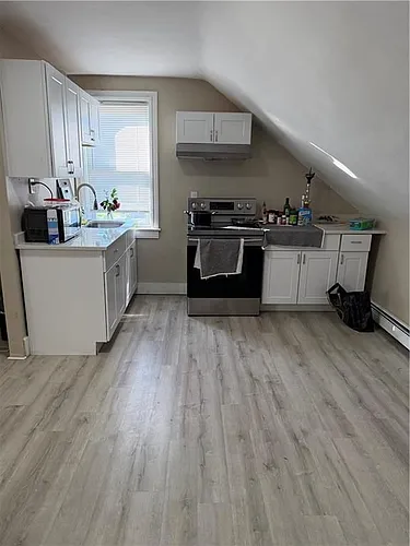 100 Vandewater St Photo 1