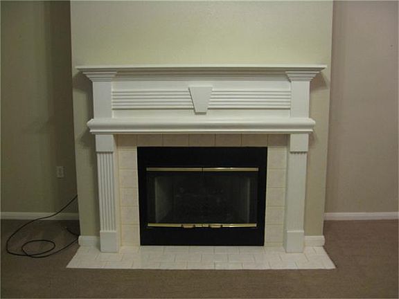 4th image of 954 Peach Blossom Dr