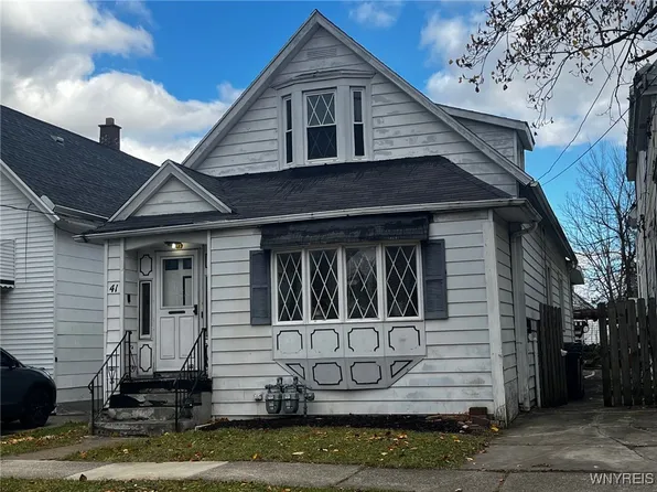 41 Briscoe Ave, Buffalo, NY 14211