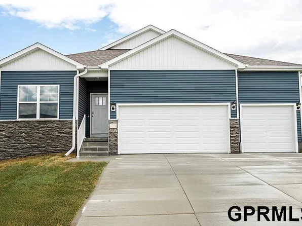 12408 205th Ave, Gretna, NE 68028
