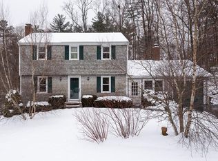 28 Hillside Dr, Cohasset, MA 02025
