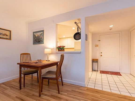4th image of 975 Massachusetts Ave APT 403